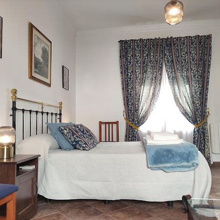 Апартаменты Entretorres. Casa-Duplex En Centro Historico. Кармона Экстерьер фото