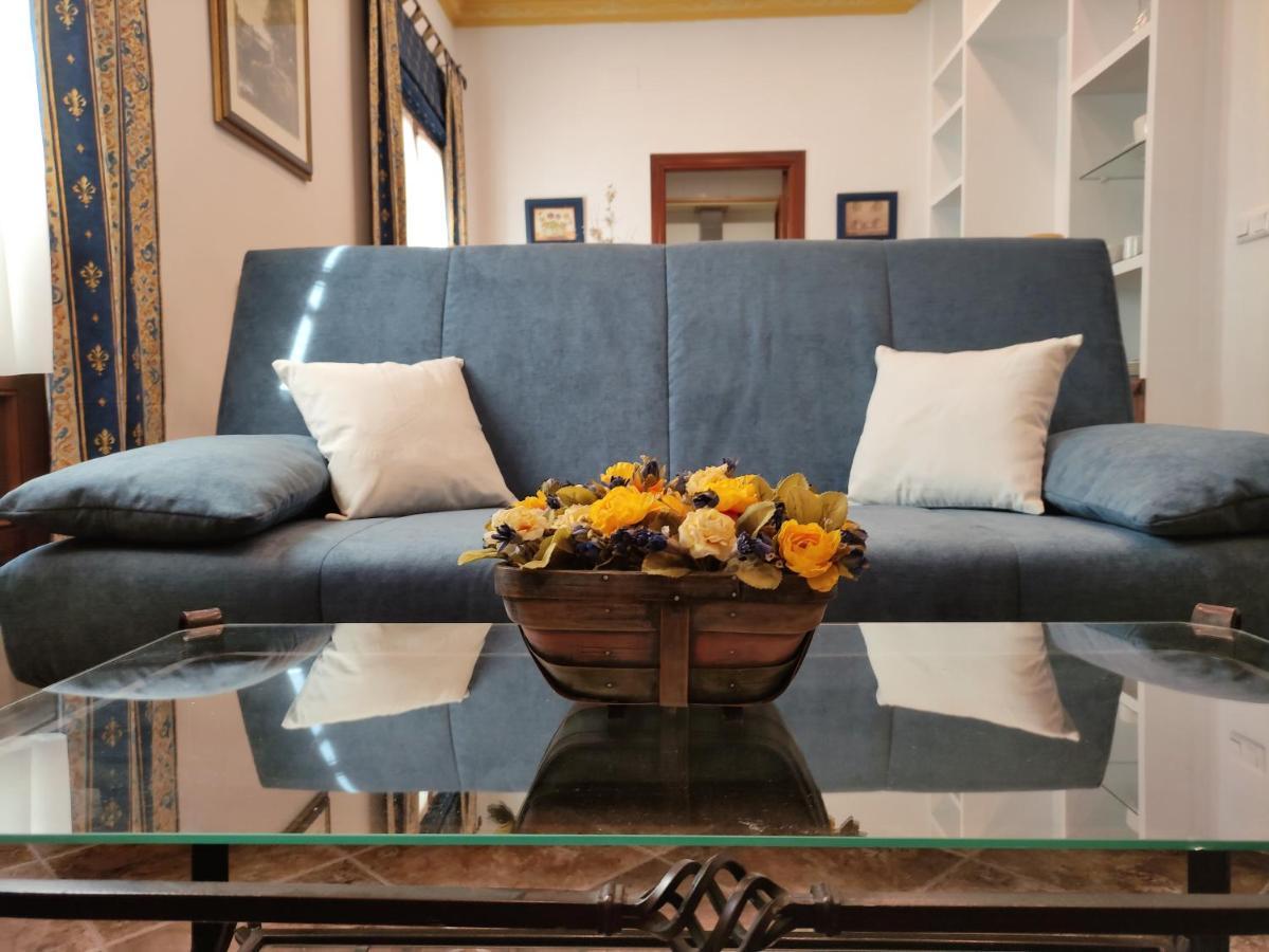 Апартаменты Entretorres. Casa-Duplex En Centro Historico. Кармона Экстерьер фото