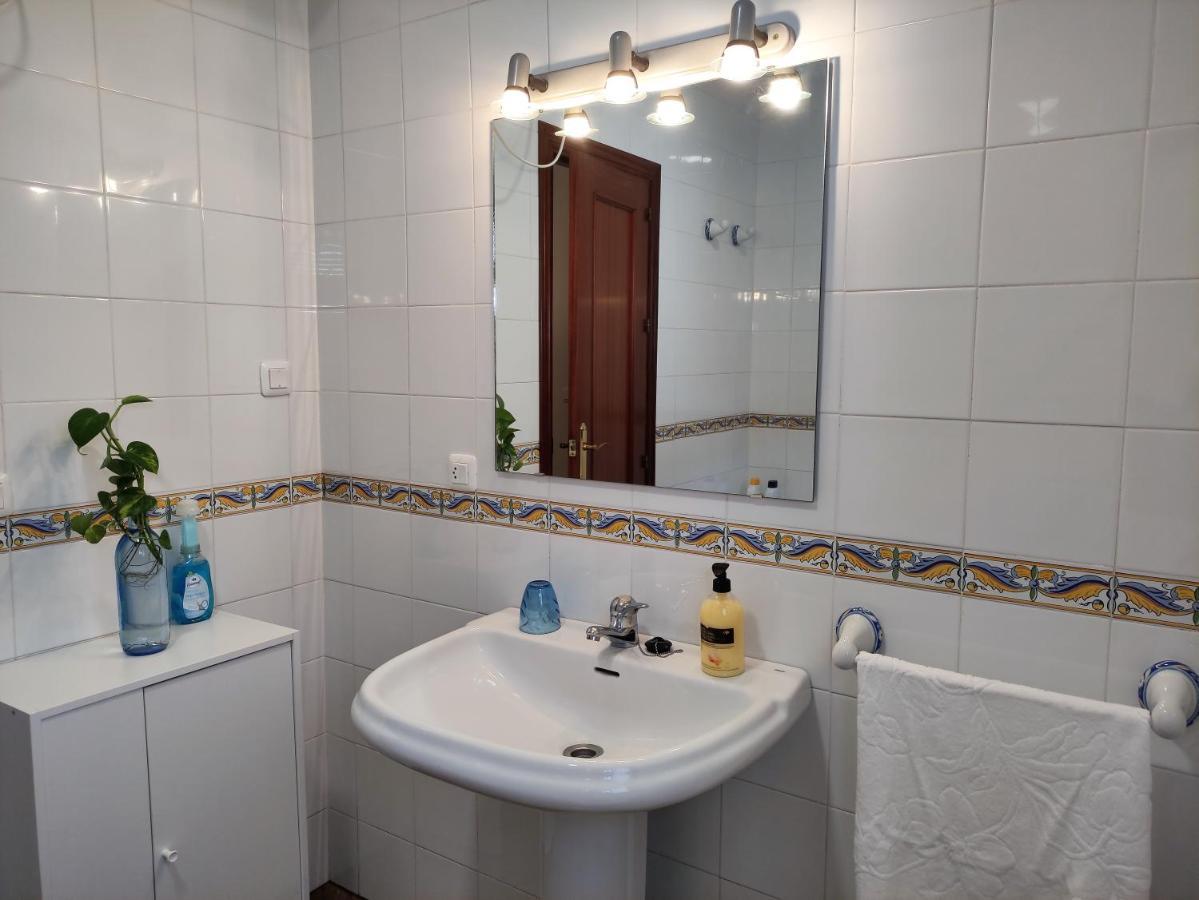 Апартаменты Entretorres. Casa-Duplex En Centro Historico. Кармона Экстерьер фото
