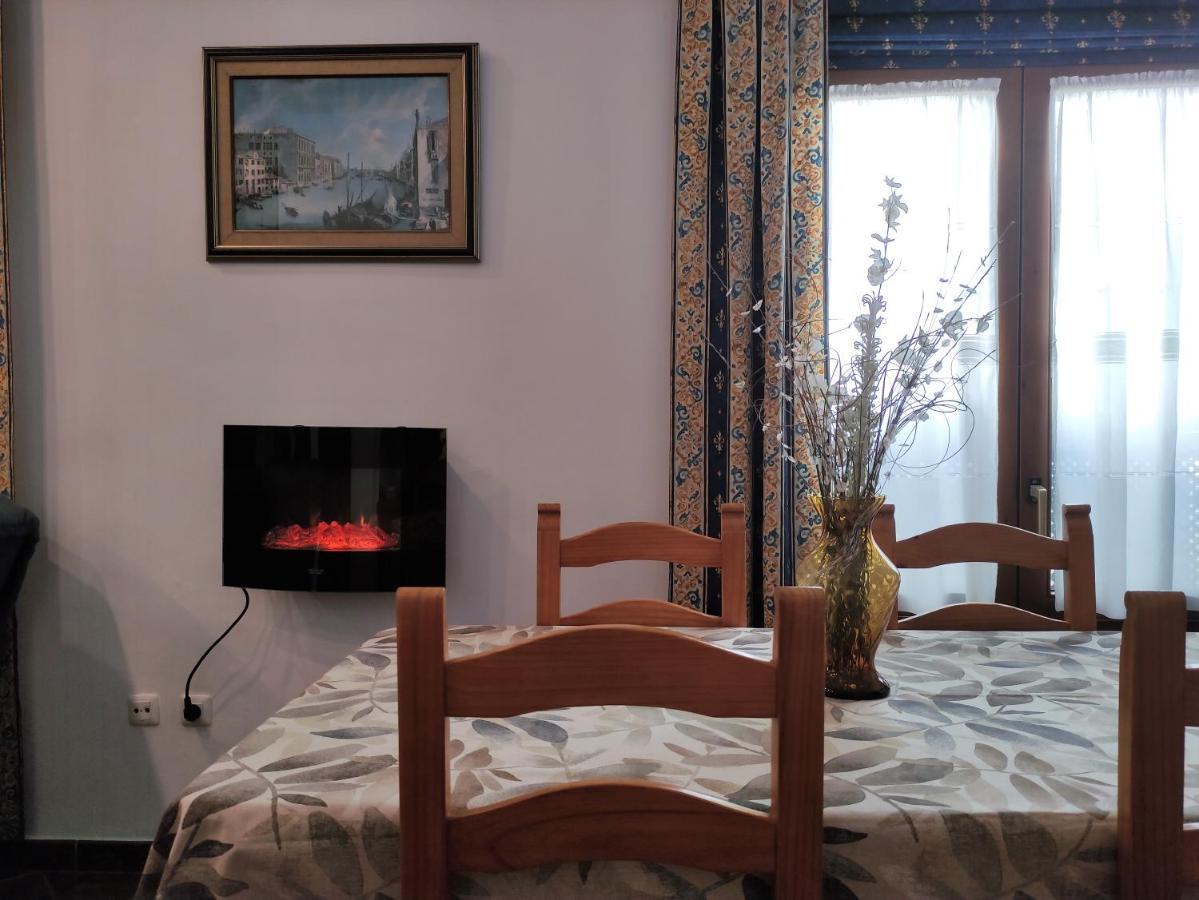 Апартаменты Entretorres. Casa-Duplex En Centro Historico. Кармона Экстерьер фото